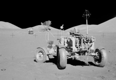 Apollo_17_lunar-rover-577x580