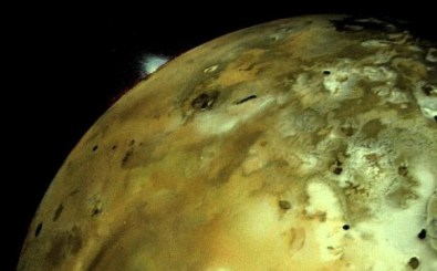 Io_eruption