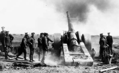 battle_of_vimy_ridge_field_gun_firing
