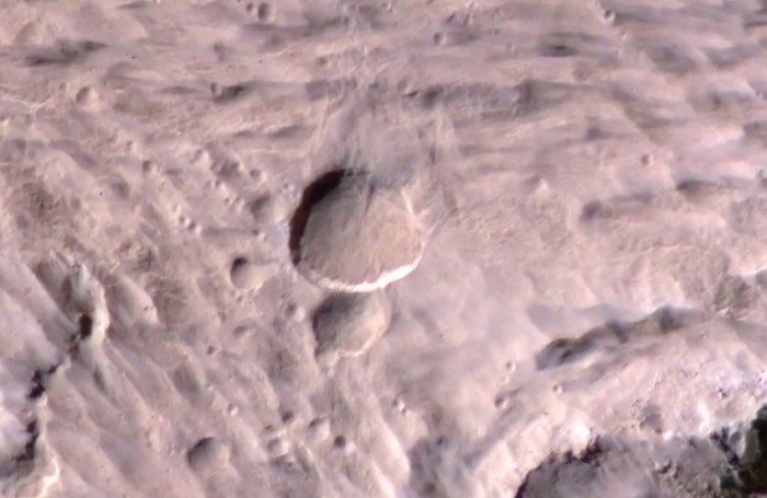 martian_crater