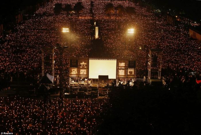 tiananmen_square_vigil3